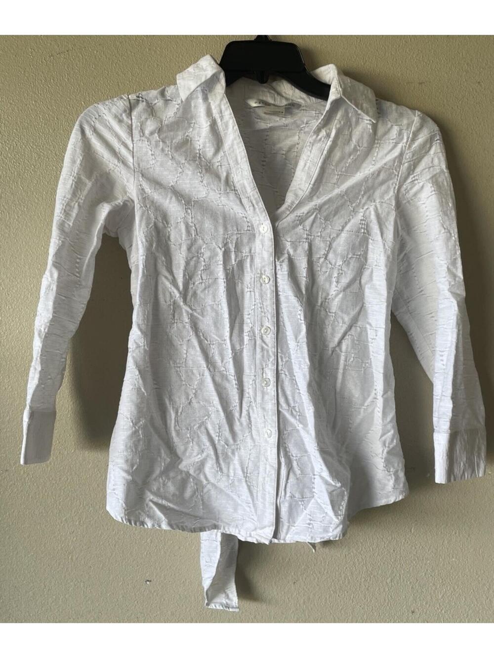 Peter Nygard  Petite 4  Solid White 3/4 Sleeve Tie Back Button Blouse
